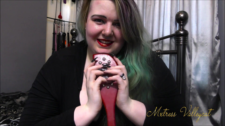 Mxtress Valleycat: Sci-Fi nails tease