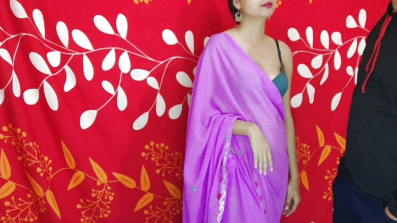 Hornycouple149: Saara si gadis india diusulkan sama abang tirinya untuk ngasih...