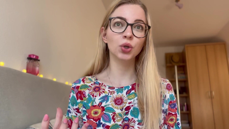 Goddess_Bella_Rae: 3 Tips on How to Be a Beta Male in...