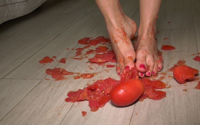 CatiasFootFetishPorn: 대물 자지에 따먹히는 핫한 라틴계 여자