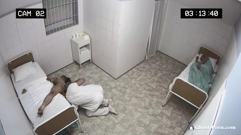 Ghost-Porn: Fantasma porno 1 - Parte 1 Esorcismo di una postina pelosa