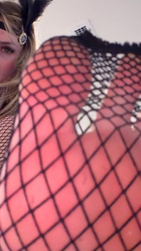 London Evans' Roaring '20s Giantess Fantasy 4K POV Tiny Thrills Await