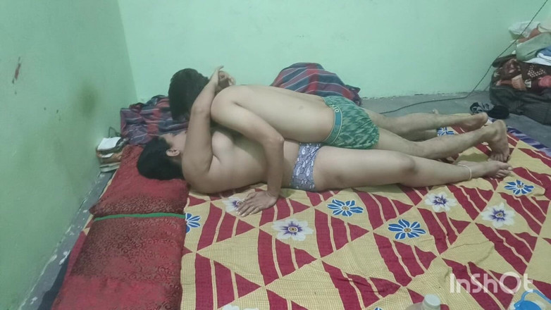 Sexgarl84: 나는 내 방에 내 여친을 떠났다.