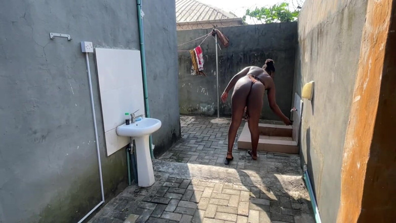 Sex naija 1: Si tu penses qu’une telle baise, c’est facile, viens l’essayer