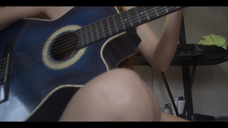 Isis Sun: Muzyka dziewczyna płaci z seksem, aby wejść do zespołu i...