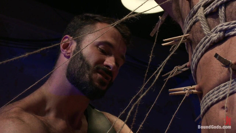 Bound gods: Wilfried Knight - sen Leo Forteho se stává skutečností