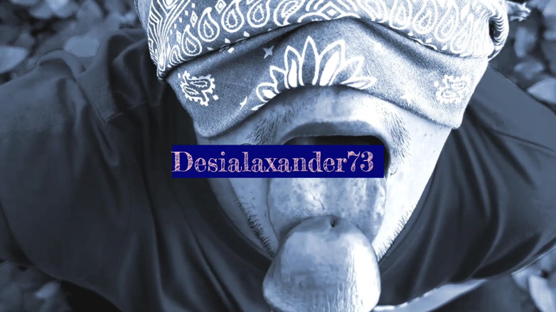 Alaxander73: Người bạn đút sâu vào họng của tôi và nuốt từng...