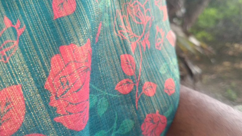 Pushpa studio: Une étudiante se fait baiser dans la nature