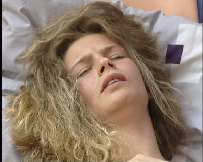 YOUR FIRST PORN: Moje mokrá kundička