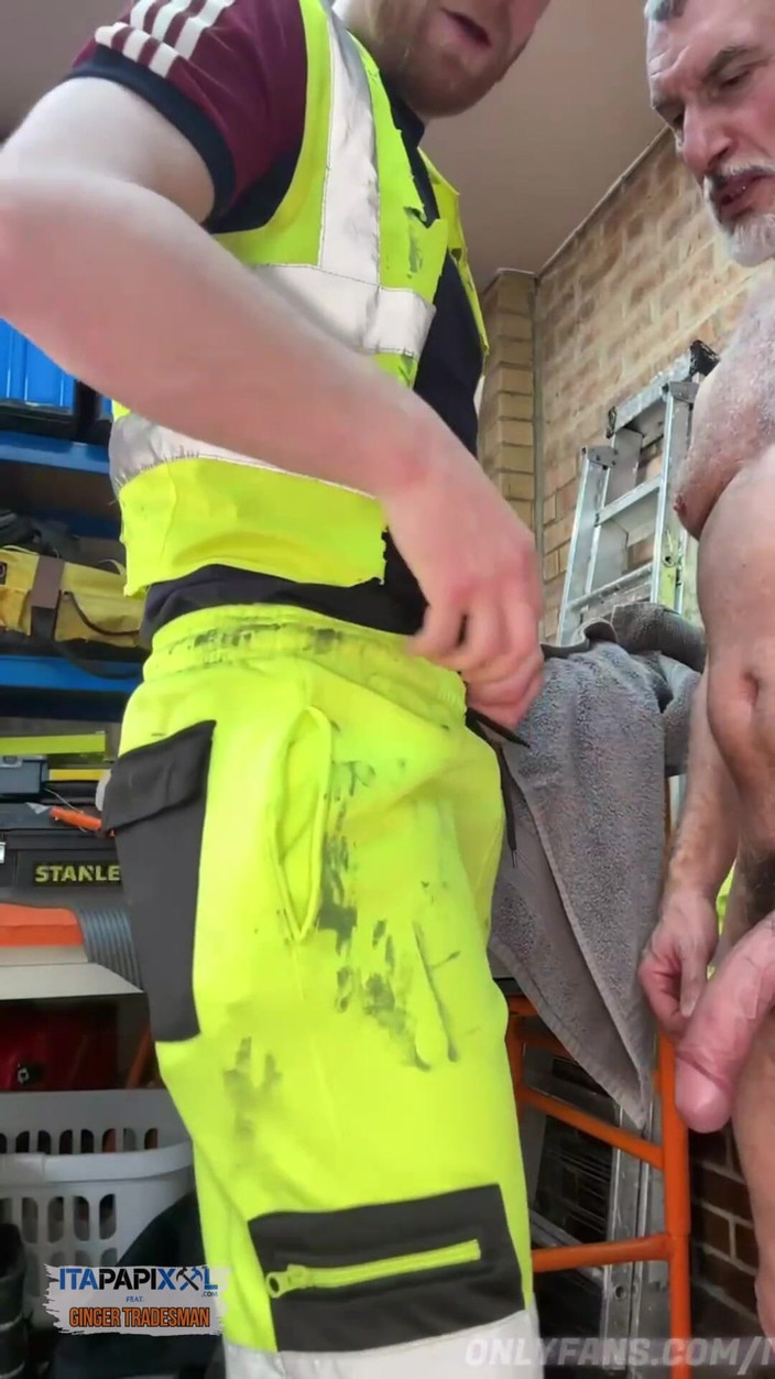 itapapixxl: Hung zralý itapapixxl bez sedla jeho zrzavý obchodník - obrovský creampie...