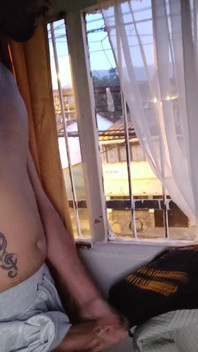 창가에서 딸딸이 pt.1