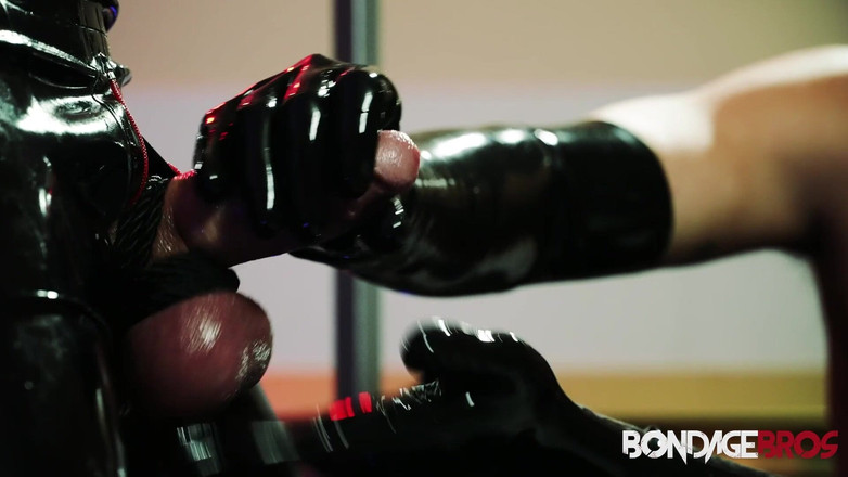 Bondage Bros: エレクトロ・プレイ