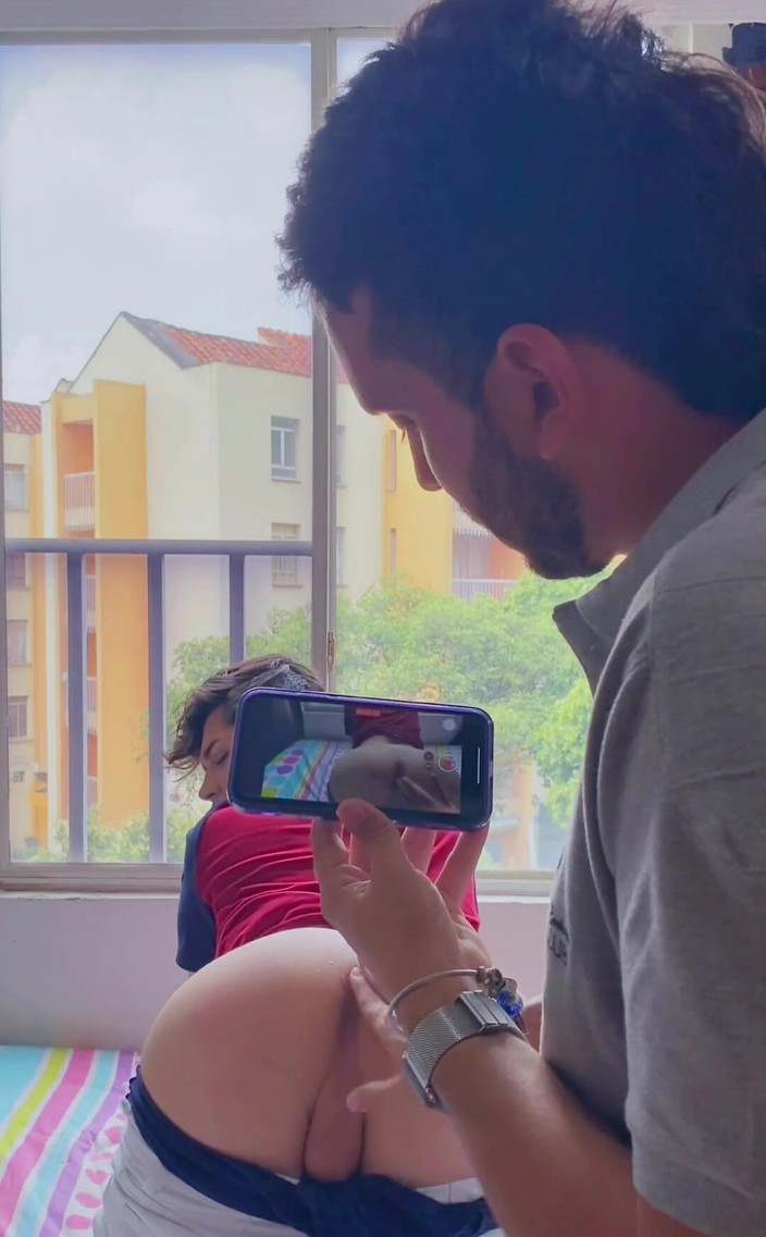 Dilan Castro: Chcete se vystříkat do mého krásného zadku?