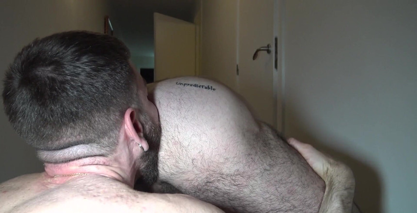 Crunch French bareback porn: 2759 si bairon seksi dientot habis-habisan sama rico vega