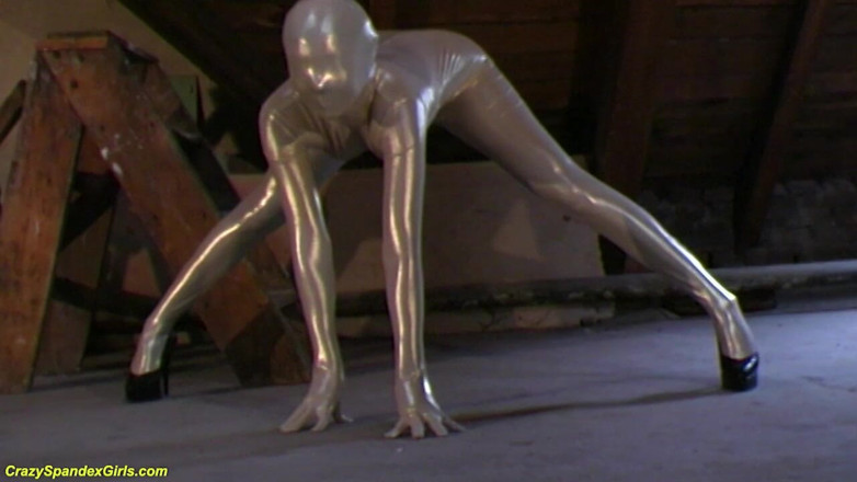 Kelly in spandex: Kombinezon fullbody