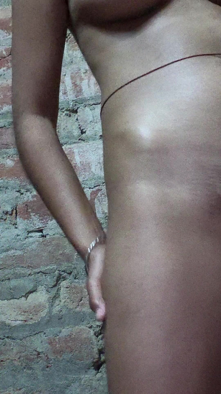 P_baby Ji: Sexy dívka