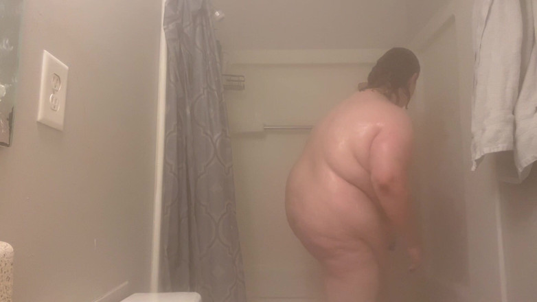 Fat Goddes: Fat Bitch Takes Steaming Hot Shower and Plays with Herself