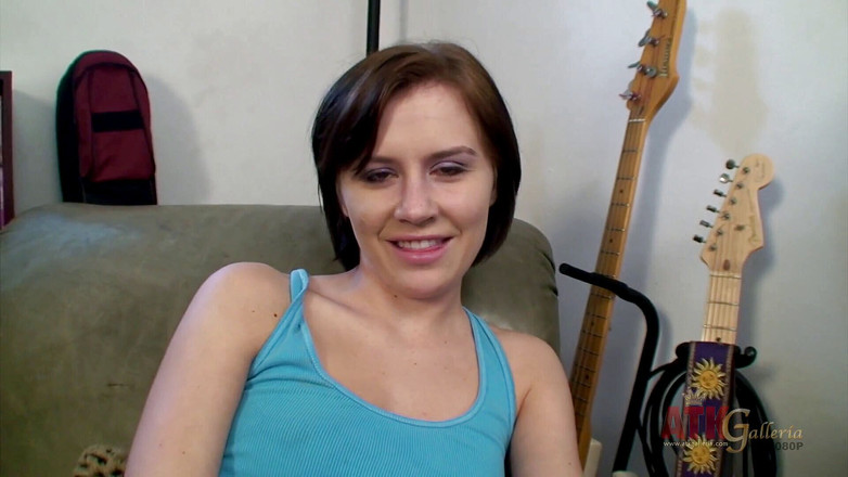 ATKIngdom: 采访Kelly Klass