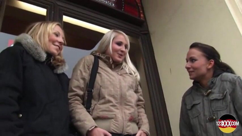 123XXX - 100% Amateurs: Three Slim and Horny Lesbians Love Germany