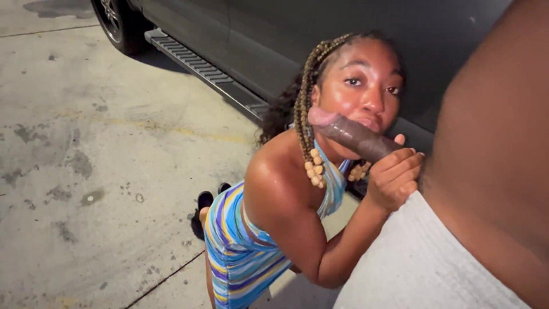 Fijii pornbox: Married Girl Suck My Dick in the Parking Lot Like...