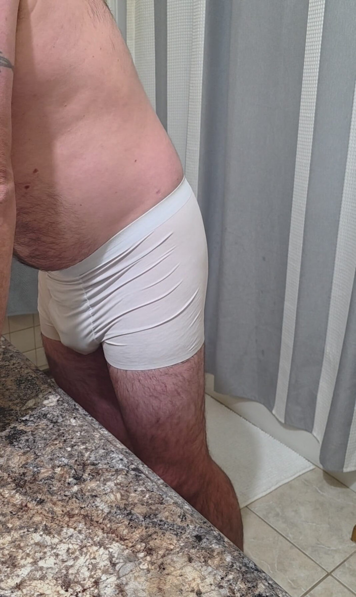 Beary Jax: Beary Caught Having a Shave, Stroke &amp; Hot Shower