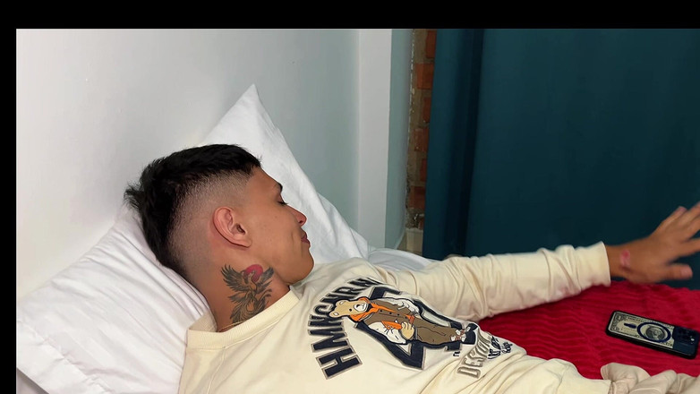 Camila Henao: Saya Bercinta Dengan Seorang Penggemar Dalam Mimpinya Dan Saya Memenuhi...