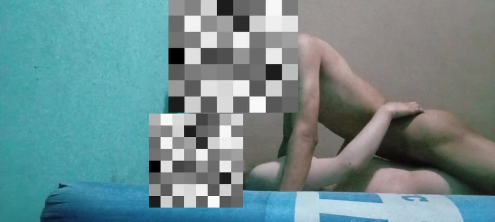 Famly sex: Seorang kawan semasa melawat rumah asingnya