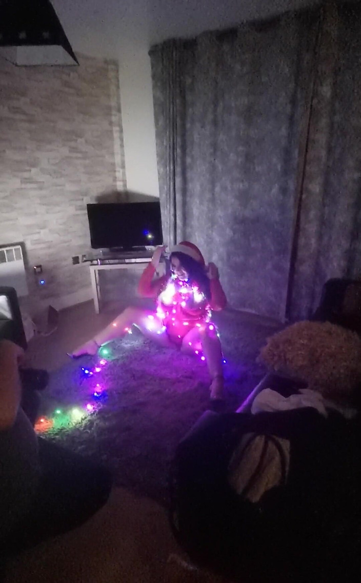 Catalia's Epic Filth: Noel Baba sahne arkası set bölüm 2