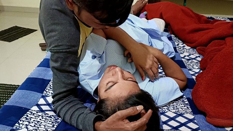 Kamini Bhabhi: 18letá indická studentka role hrát hardcore sex