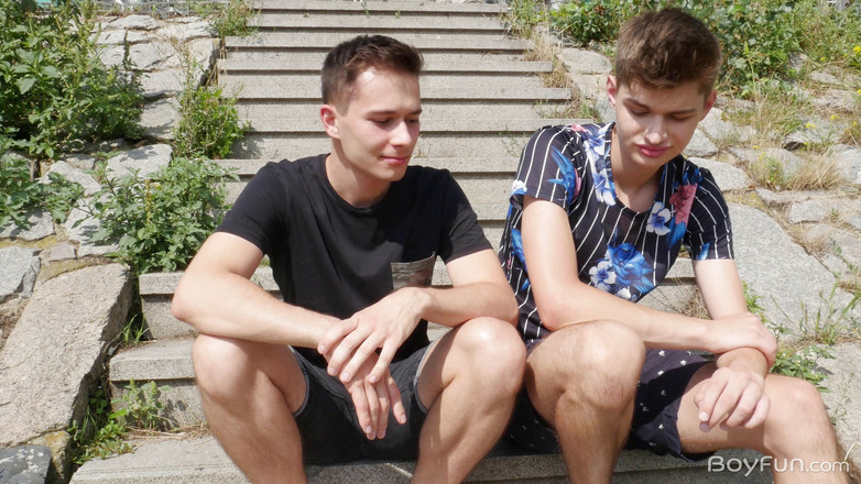 Boyfun: Teen jde hledat těsnou díru, která by zaplnila svým obrovským...