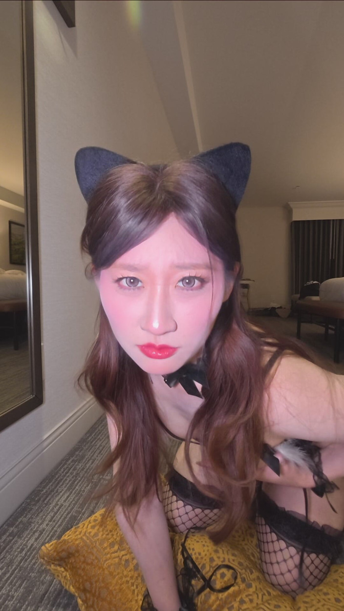 Chloe Lin: Catwoman Chloe Lin Seeks Her Master's Penetration Climax