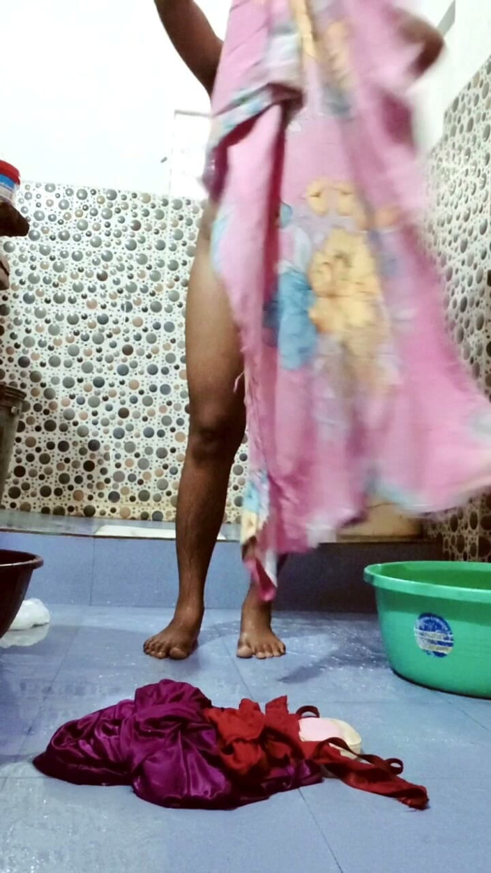 Amina begum: Fată indiană desi de dimineață Nahane Video