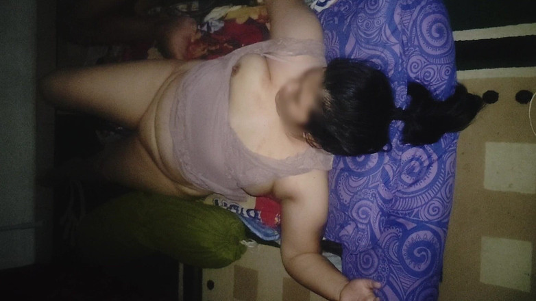 my_wife_chubby: Miluju to a bylo by fajn, kdyby mi někdo cucal...