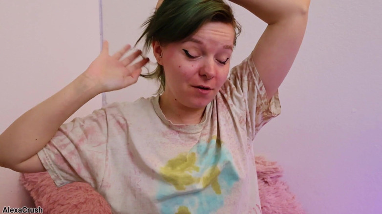 AlexaCrush: Amico posseduto punto di vista equitazione