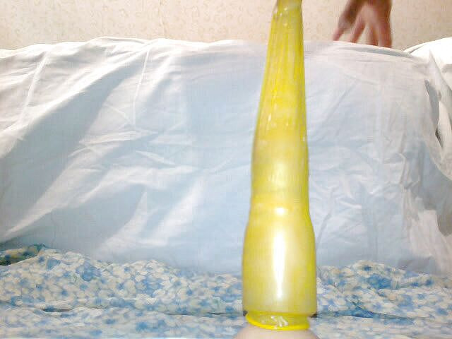 Drxxxka: 假阳具在屁股上自慰