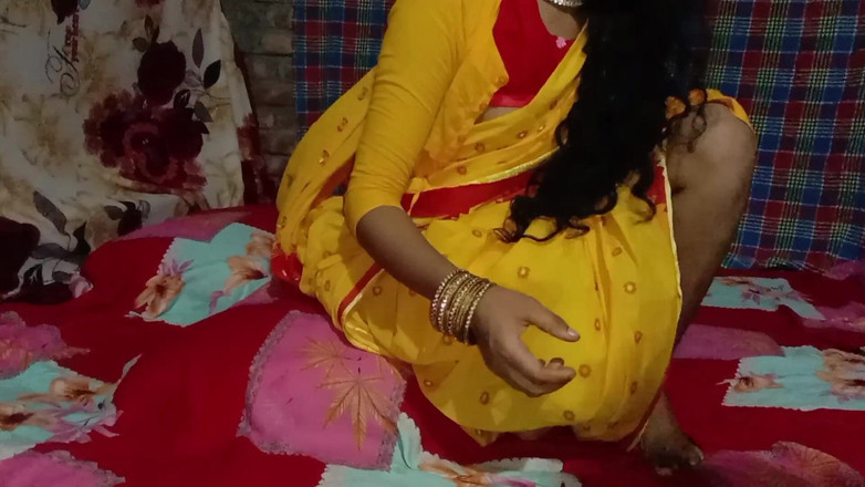 Deshi women: Kisah seks malam pertama pasutri yang baru nikah. Istri sange...