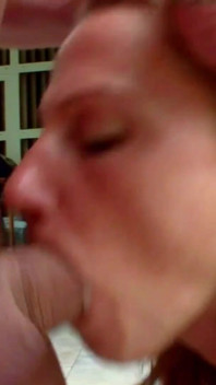 Skinny MILF gets fucked by boyfriend on the terrace and gets orgasm