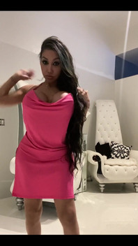 What Do U Think of This Dress