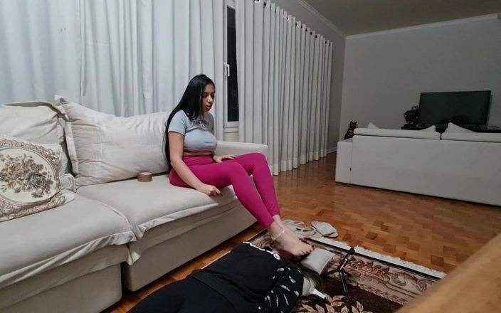 FetishKing: Chân thống trị top babes