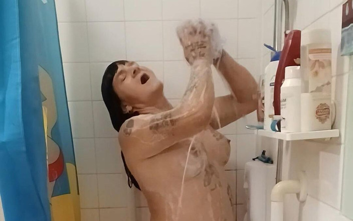 GloriaHesafan: Titanium Mandi