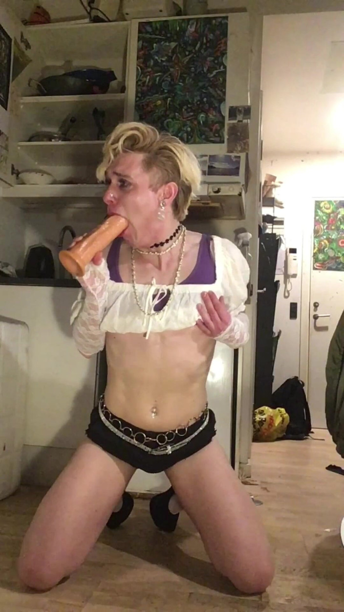 Sissy Cindy Slut: 흑인 대물 자지에게 따먹히는 거유 밀프