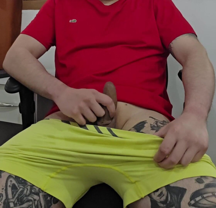 Lkdick8: Horny Man Masturbates