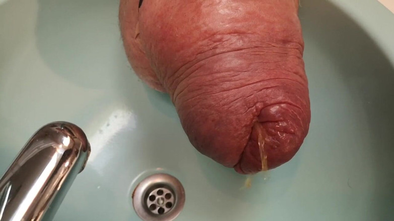 Monster_Meat_: Canavar işeme fontein gibidir