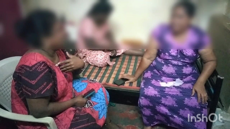 Tamil lesbian: Gorąca dyskusja trzech cioci