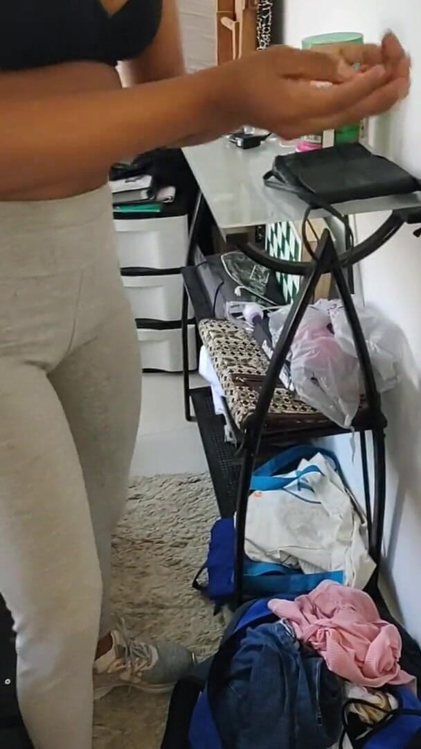 Pietro Montoya: अपने पुरुष के मूत्र के साथ अपनी पूर्व कसरत निगलना और थूकना