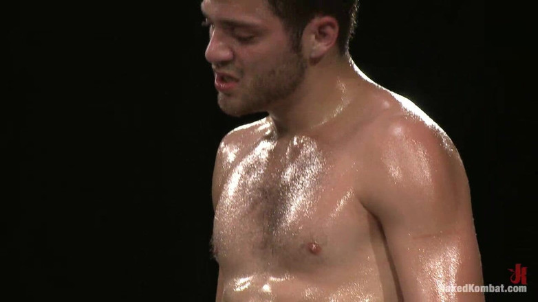 Naked Kombat: Dane Caroggio vs Tommy Defendi, a luta contra o petróleo