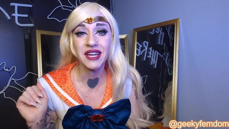 Geeky Femdom: नाविक वीनस Tuxedo Mask को चोदती है