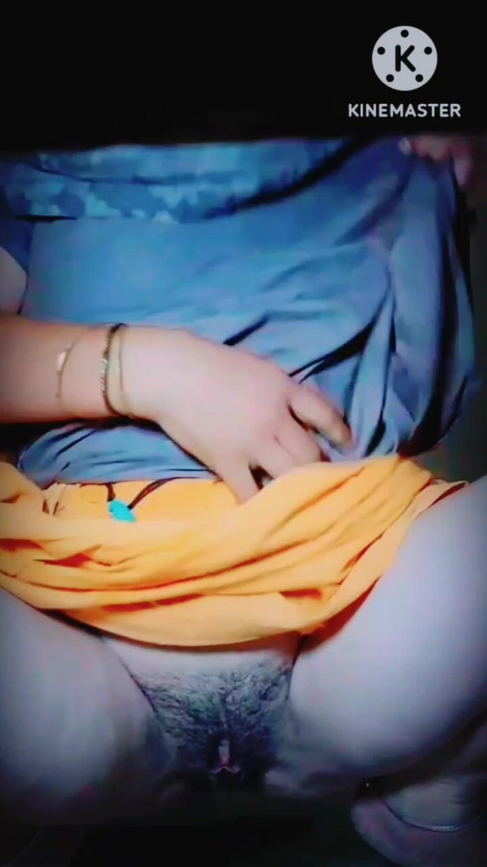 TricolorMusic3: É muito quente, estou secretamente fazendo vídeos, não há nada...