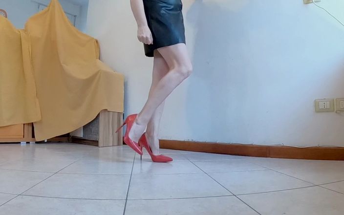 Mature_cunt: セクシーな脚とハイヒール