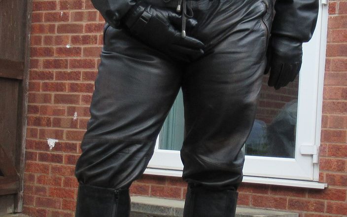 Leather guy: Leather and boots